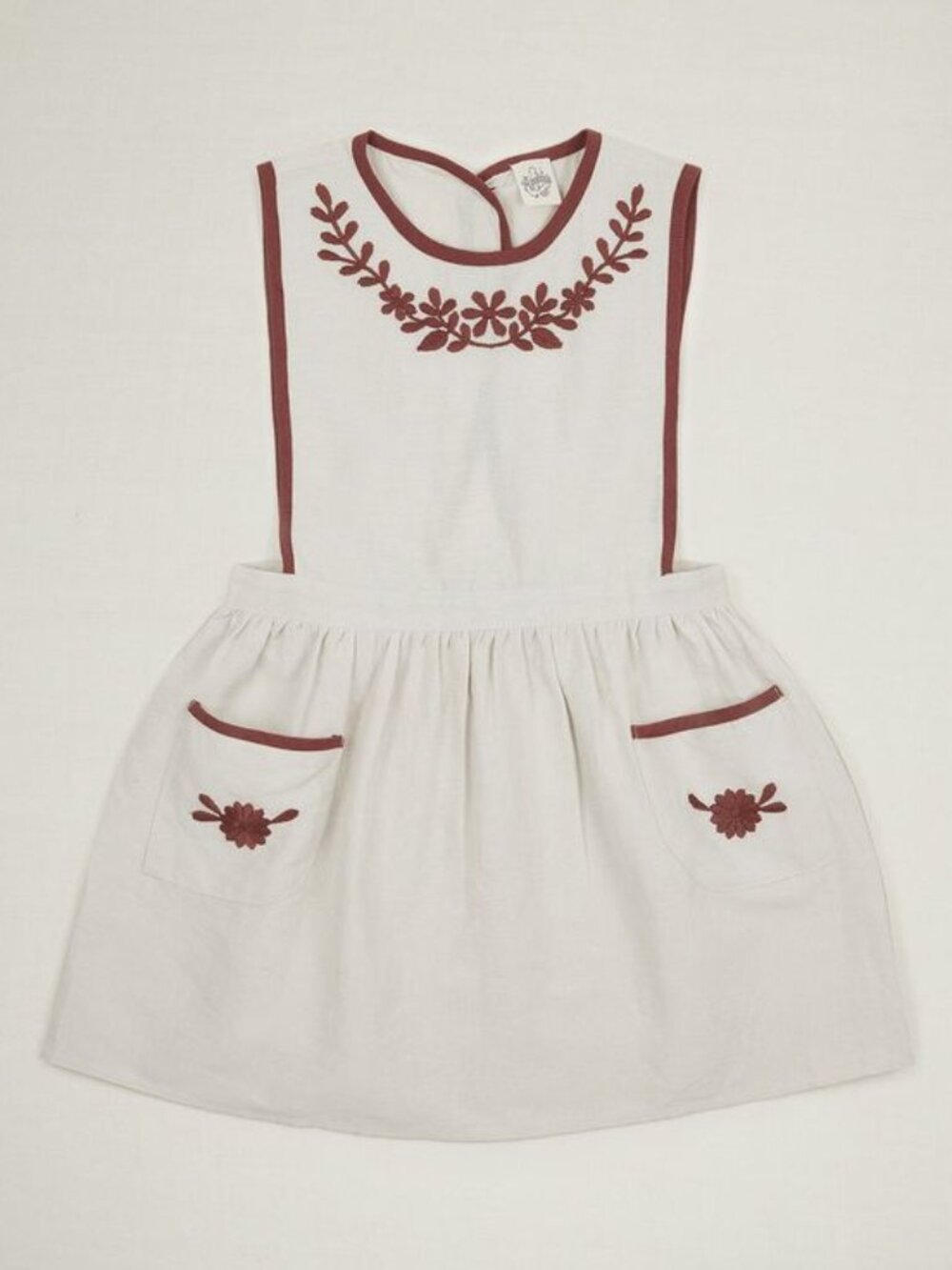 Bobbie Pinafore — 3/5 — GUC